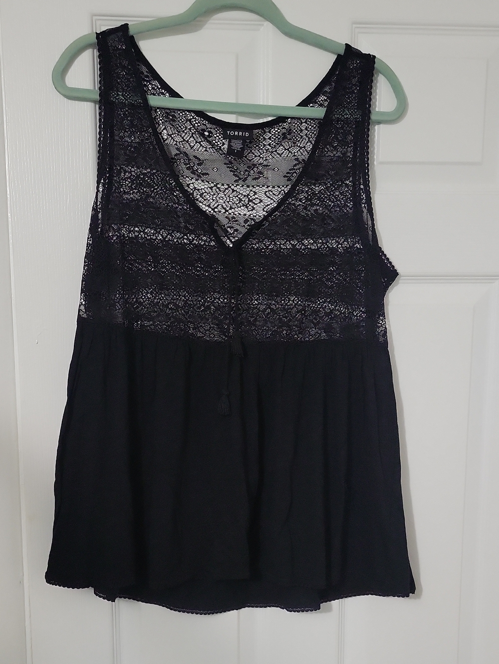 Torrid Black Lace Yoke Tank Top